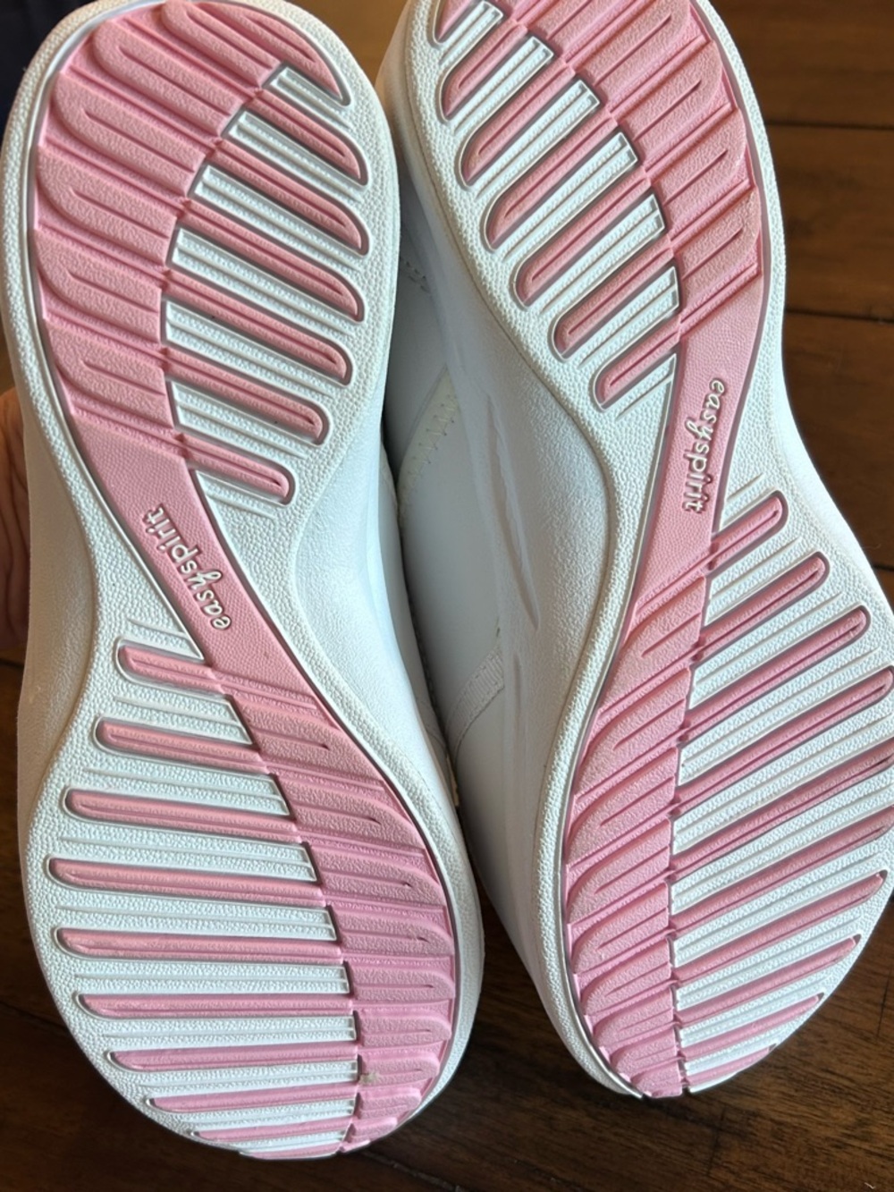 Easy Spirit Slip On Sneakers Spirit Level Walking Light Activity White 7 1/2 W - Picture 4 of 8